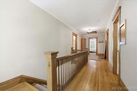 Entry Way - 132 S Wright St, Naperville, IL 60540 photo 5 of 6