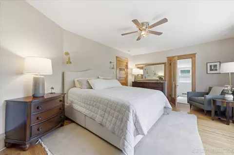 Bedroom - 132 S Wright St, Naperville, IL 60540 photo 3 of 7