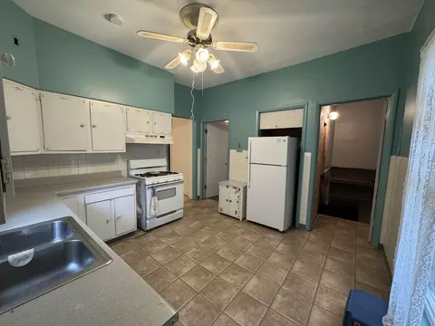 Kitchen - 1019 Prospect St, Elgin, IL 60120 photo 2 of 2