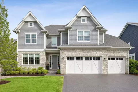 1102 White Pine Ln, Western Springs, IL 60558