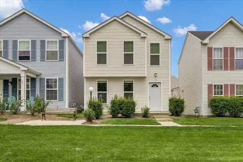 943 Four Seasons Blvd #943, Aurora, IL 60504