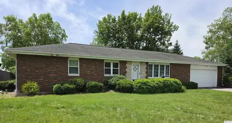 103 E Spring St, Camp Point, IL 62320