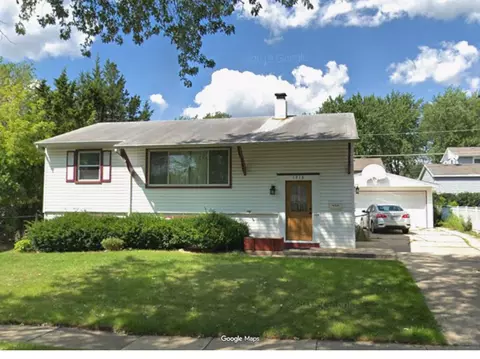 1918 Bristol Cir, Carpentersville, IL 60110