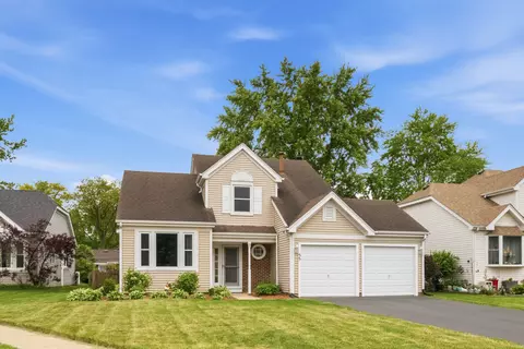 55 Washington Ave, Streamwood, IL 60107