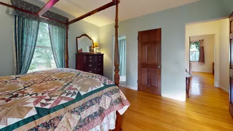 Bedroom - 315 E Union Ave, Wheaton, IL 60187 photo 18 of 19