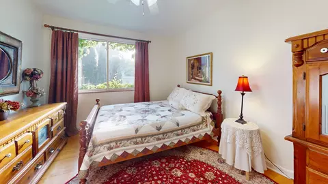 Bedroom - 315 E Union Ave, Wheaton, IL 60187 photo 12 of 19