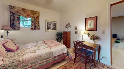 Bedroom - 315 E Union Ave, Wheaton, IL 60187 photo 16 of 19