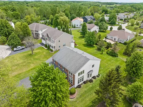 View/Area - 1285 Mallard Ln, Hoffman Estates, IL 60192 photo 9 of 9