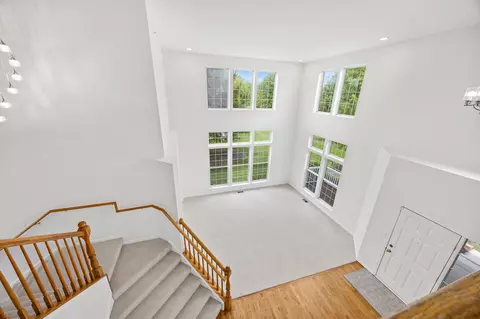 Living - 1285 Mallard Ln, Hoffman Estates, IL 60192 photo 8 of 8