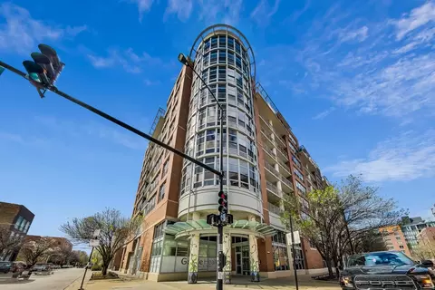 1200 W Monroe St #502, Chicago, IL 60607