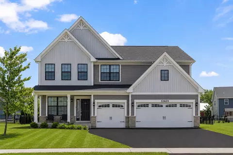 12601 S Poplar Xing, Plainfield, IL 60585