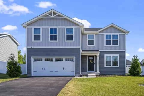 511 Larkspur Ln, Hampshire, IL 60140