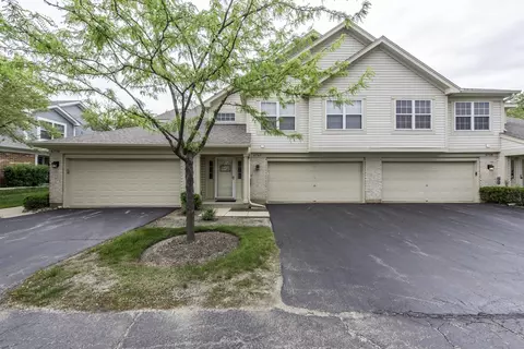 6764 E Monticello Ct #13, Gurnee, IL 60031