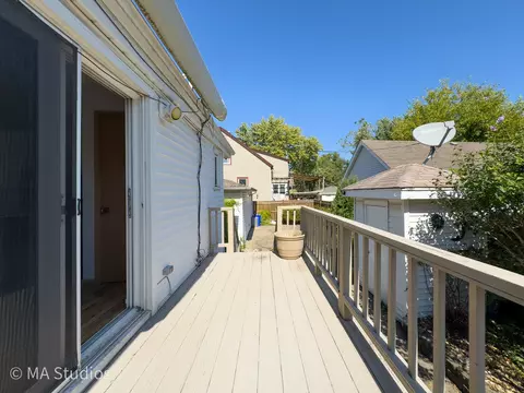 Exterior - 8636 40th St, Lyons, IL 60534 photo 1 of 6