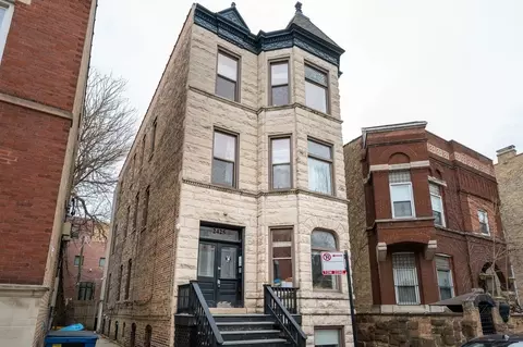 2425 N Geneva Ter, Chicago, IL 60614