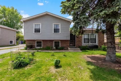 3332 N Lewis Ave, Waukegan, IL 60087