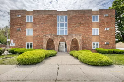 9721 S Cicero Ave #1C, Oak Lawn, IL 60453