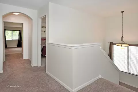 247 Pawtucket Ave, Elgin, IL 60124 photo 15