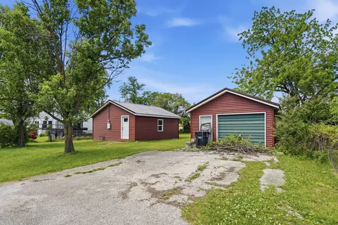 2435 53rd Street A, Moline, IL 61265