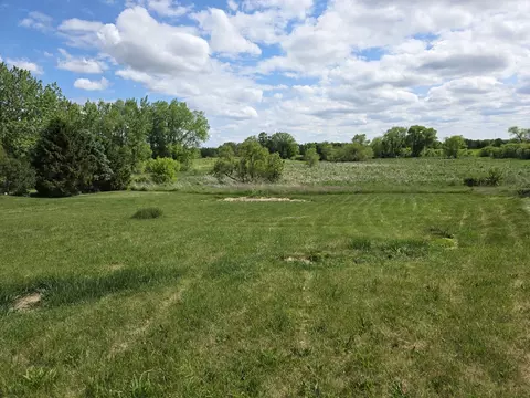 1375 Pheasant Trl, Hampshire, IL 60140