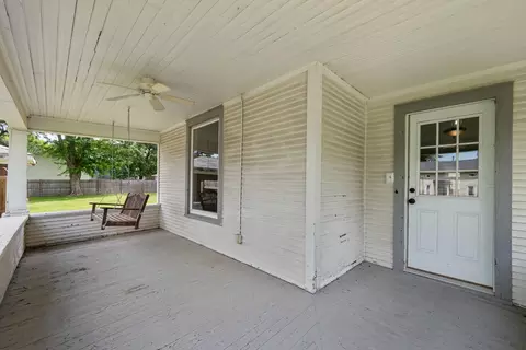 Exterior - 1202 20th Ave, Viola, IL 61486 photo 11 of 12