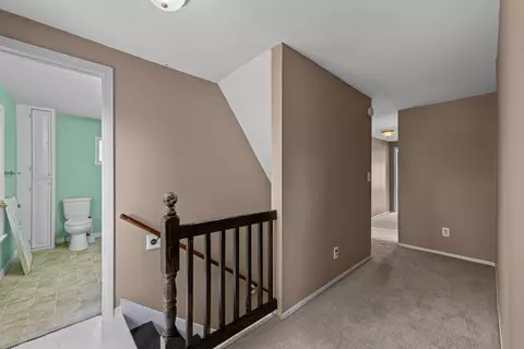 Entry Way - 1202 20th Ave, Viola, IL 61486 photo 3 of 3