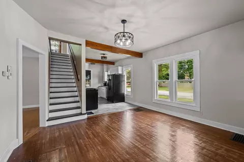 Living - 1202 20th Ave, Viola, IL 61486 photo 3 of 9