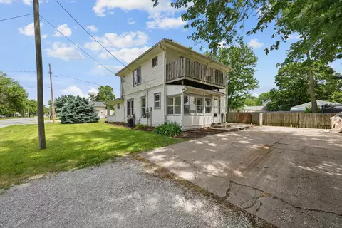 Exterior - 1202 20th Ave, Viola, IL 61486 photo 8 of 12