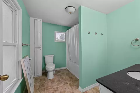 Bath - 1202 20th Ave, Viola, IL 61486 photo 2 of 2