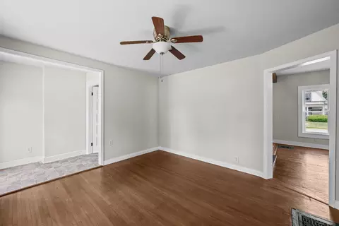 Living - 1202 20th Ave, Viola, IL 61486 photo 7 of 9