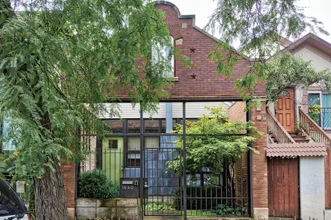 1640 W Huron St, Chicago, IL 60622