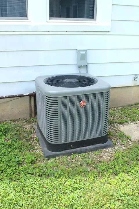 Other - 200 E Bennett St E, Salem, IL 62881 photo 2 of 10