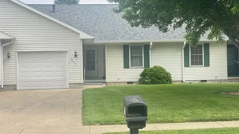 1047 Kleemann Dr #1047, Clinton, IL 61727