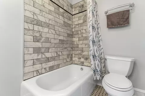 166 Akenside Rd, Riverside, IL 60546 photo 10