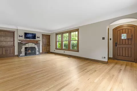 166 Akenside Rd, Riverside, IL 60546 photo 3