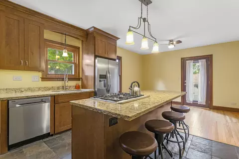 166 Akenside Rd, Riverside, IL 60546 photo 7