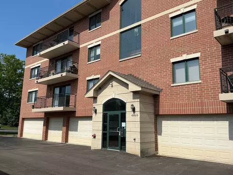 6840 W Winding Trl #301, Oak Forest, IL 60452