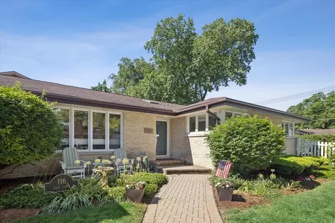 116 E Adams St, Elmhurst, IL 60126