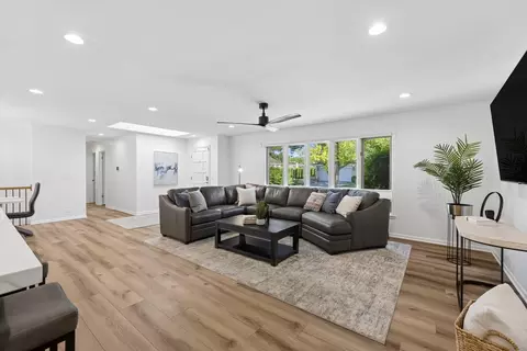 Living - 116 E Adams St, Elmhurst, IL 60126 photo 2 of 3