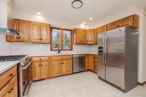 Kitchen - 206 Imperial Dr, Bloomington, IL 61701 photo 2 of 4