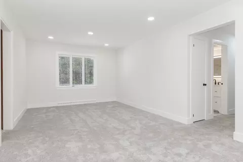 Bedroom - 206 Imperial Dr, Bloomington, IL 61701 photo 2 of 10