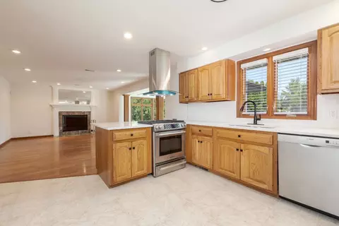 Kitchen - 206 Imperial Dr, Bloomington, IL 61701 photo 1 of 4