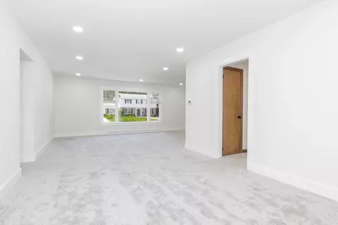 Living - 206 Imperial Dr, Bloomington, IL 61701 photo 14 of 19