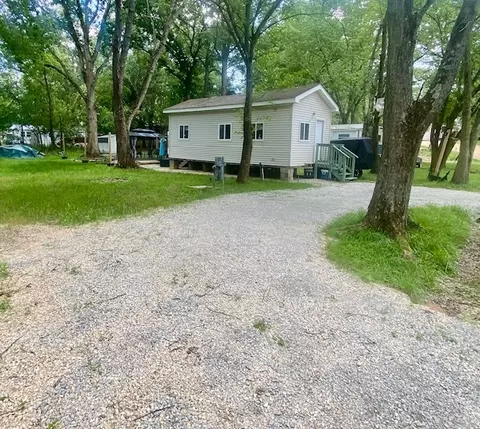 2 141142 Woodhaven, Sublette, IL 61367
