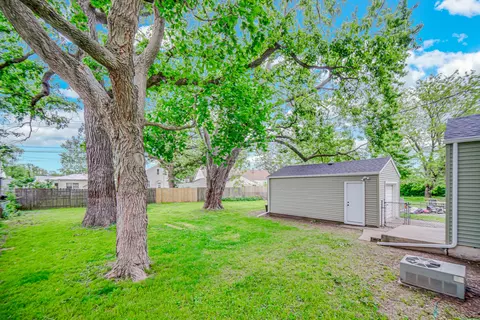 Exterior - 1376 Lennington Cir, Kankakee, IL 60901 photo 6 of 6