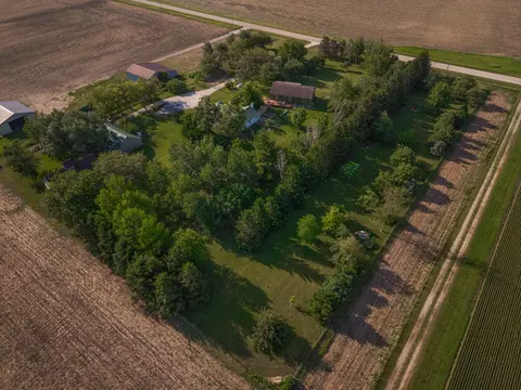 22037 E 2600 N Rd, Odell, IL 60460