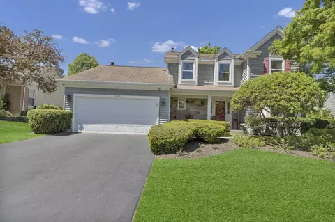 140 Copperwood Dr, Buffalo Grove, IL 60089