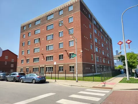 1828 S Wentworth Ave #2B, Chicago, IL 60616