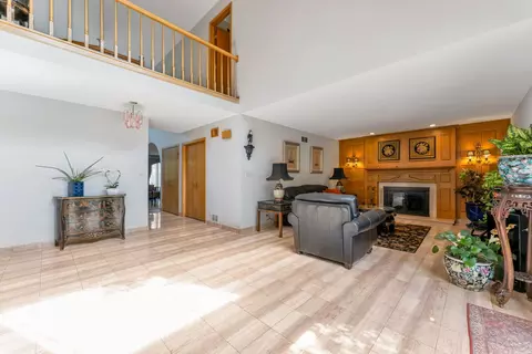 Living - 2135 Phillips Dr, Glenview, IL 60026 photo 2 of 2