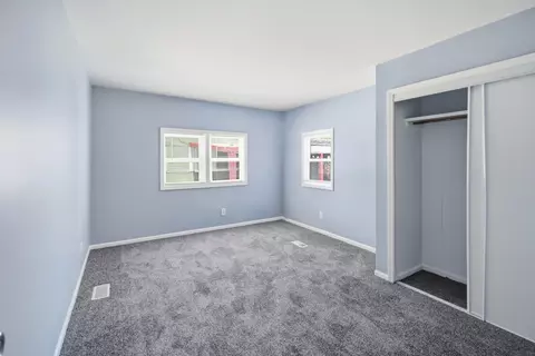 165 Hansom Dr, Wheeling, IL 60090 photo 12